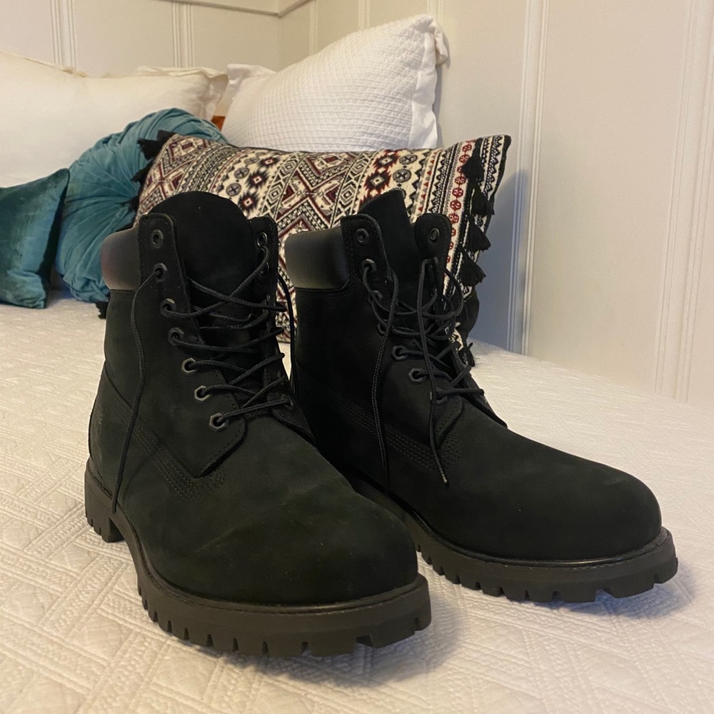 MENS (Sz 10) TIMBERLAND leather & suede boots!